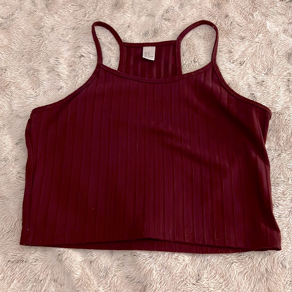 Maroon cami, never worn just not my style. Size:M